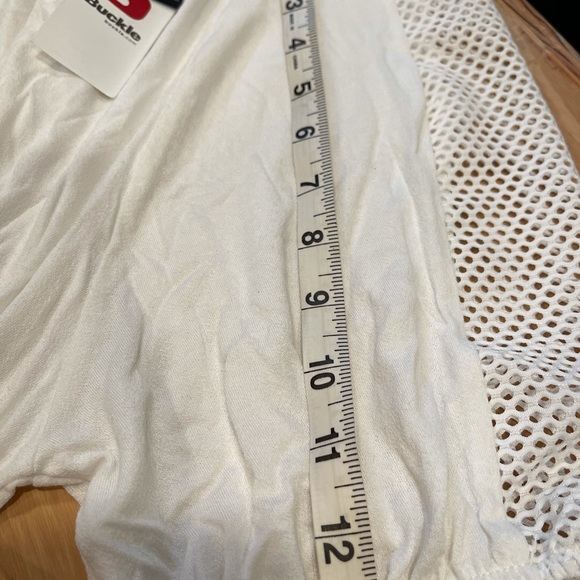 Buckle Daytrip double V neck knit top - Picture 7 of 7